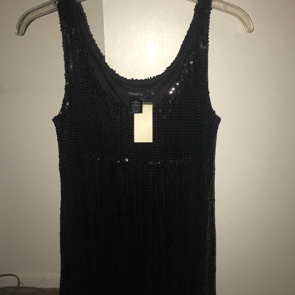 Black stylish top
